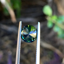 2.63ct Blue Parti Sapphire, Round