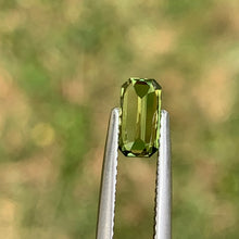 1.00ct Green Sapphire, Emerald Shape