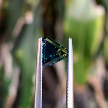 1.59ct Parti Sapphire, Blocky Trillion