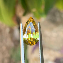 4.38ct Yellow Sapphire, Pear