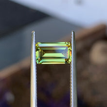 2.59ct Yellow Parti Australian Sapphire, Emerald Shape