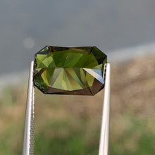 9.55ct Chartreuse Green Australian Sapphire, Emerald Shape