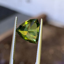 4.78ct Green Australian Sapphire, Trillion