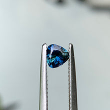 0.6ct Blue Green Sapphire, Trillion