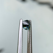 0.6ct Blue Green Sapphire, Trillion