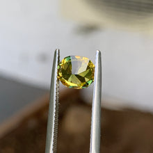 1.81ct Yellow Parti Sapphire, Oval