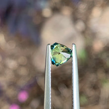 0.89ct Parti Sapphire, Trillion