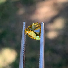 1.49ct Golden Yellow Sapphire, Trillion