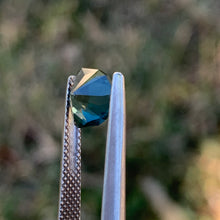 2.18ct Teal Sapphire, Blocky Trillion