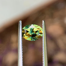 1.69ct Yellow/Green Sapphire, Oval