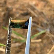 3.22ct Green Sapphire, Baguette