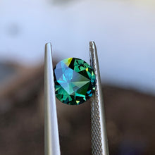 1.59ct Teal Parti Australian Sapphire, Round