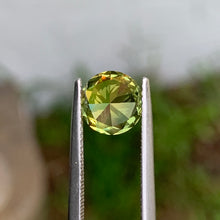 2.1ct Yellow Sapphire, Round