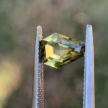 2.15ct Yellow Sapphire, Freeform