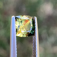 1.9ct Parti Sapphire, Cushion