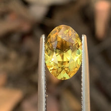 3.07ct Yellow Sapphire, Oval