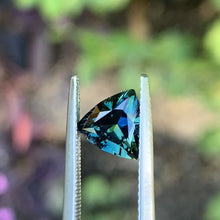 2.00ct Teal Parti Sapphire, Trillion