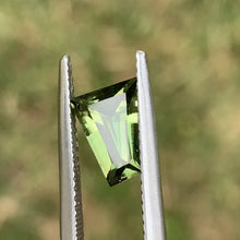 1.65ct Green Sapphire, Freeform
