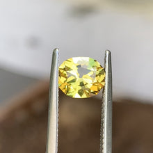 1.81ct Yellow Parti Sapphire, Oval