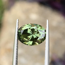 4.58ct Green Australian Sapphire, Oval