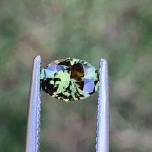 1.16ct Chartreuse Sapphire, Oval
