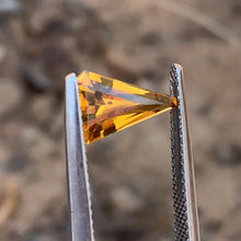 1.5ct Orange Sapphire, Triangle