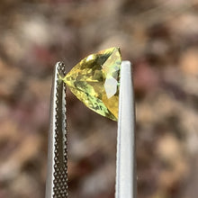 2.2ct Yellow Parti Sapphire, Trillion