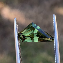 3.05ct Green Sapphire, Freeform