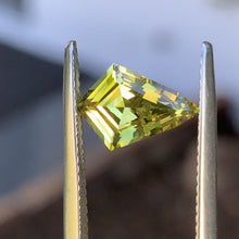 1.88ct Yellow Australian Sapphire, Kite Shape