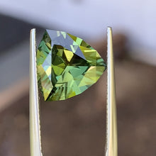 4.78ct Green Australian Sapphire, Trillion