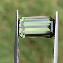 8.99ct Green Sapphire, Emerald Shape